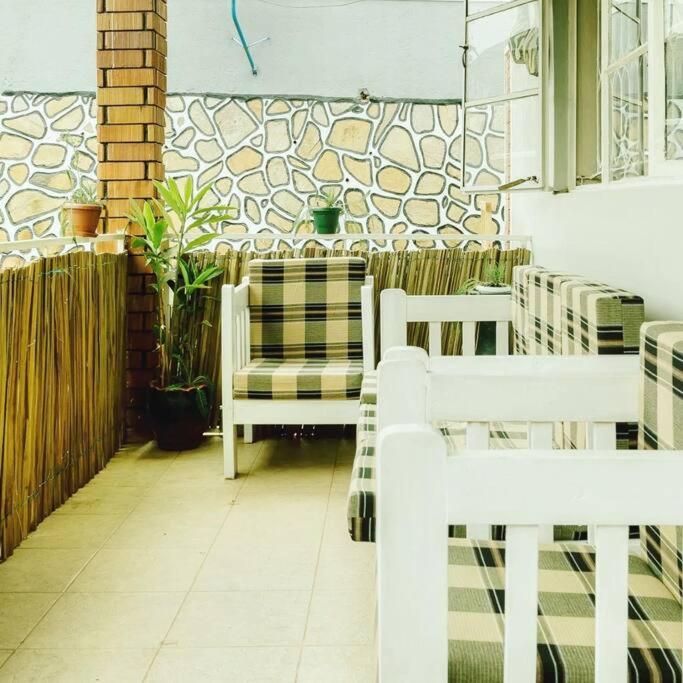 City Oasis By Siima _ Hidden Gem City Family Home Kampala Buitenkant foto